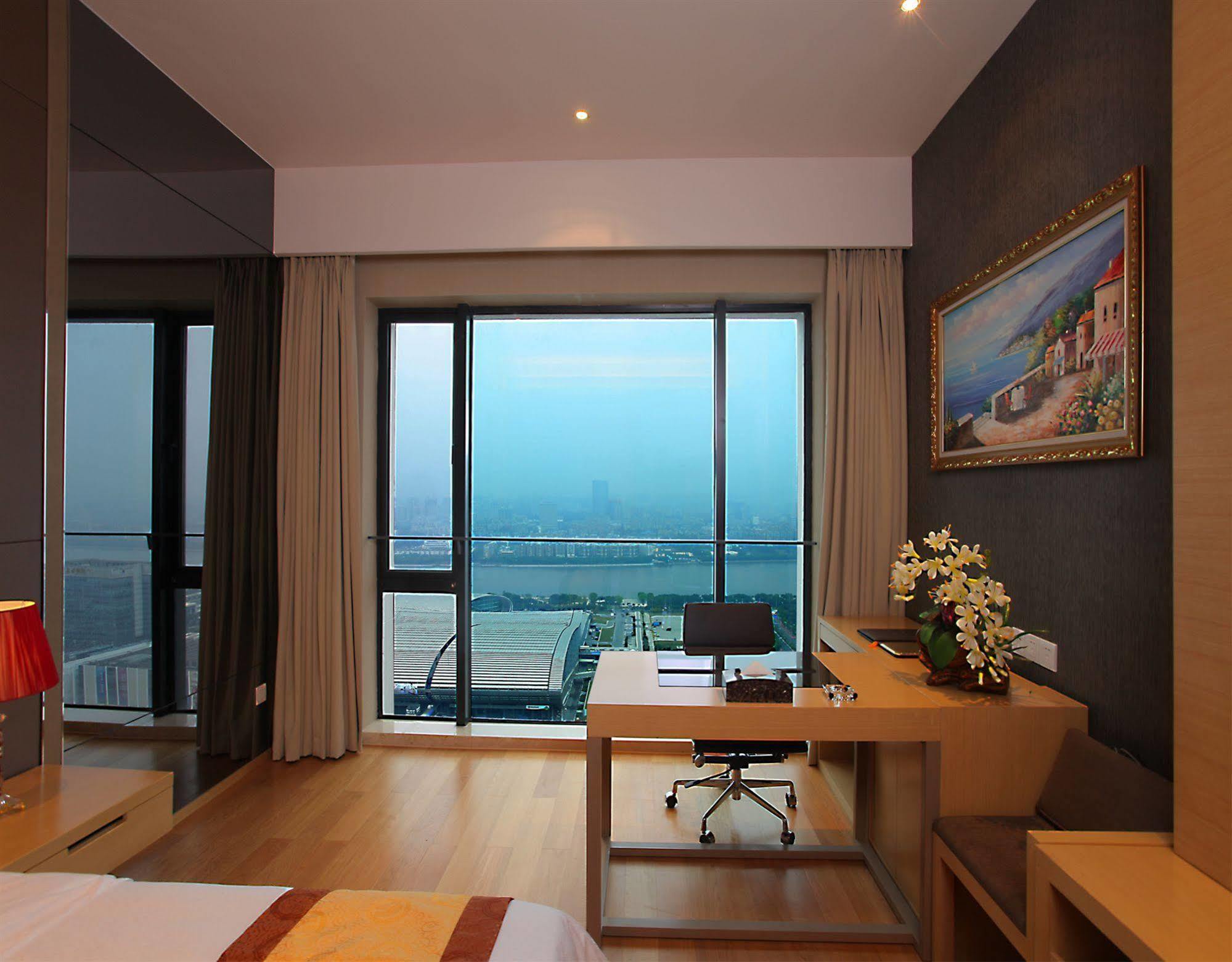 Heefun Apartment Gz -Poly World Trading Center-Walking Distance To Canton Fair Exterior foto