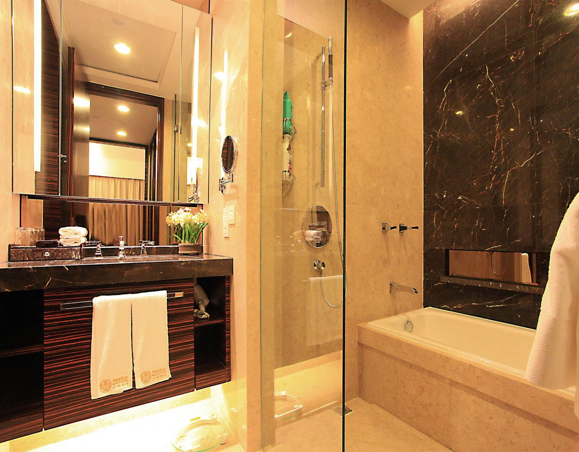 Heefun Apartment Gz -Poly World Trading Center-Walking Distance To Canton Fair Exterior foto